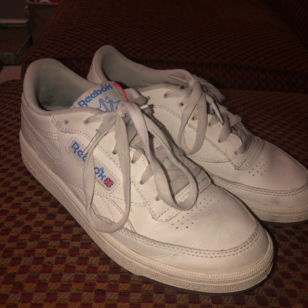 SPECIAL EDITION Reebok Sneakers
